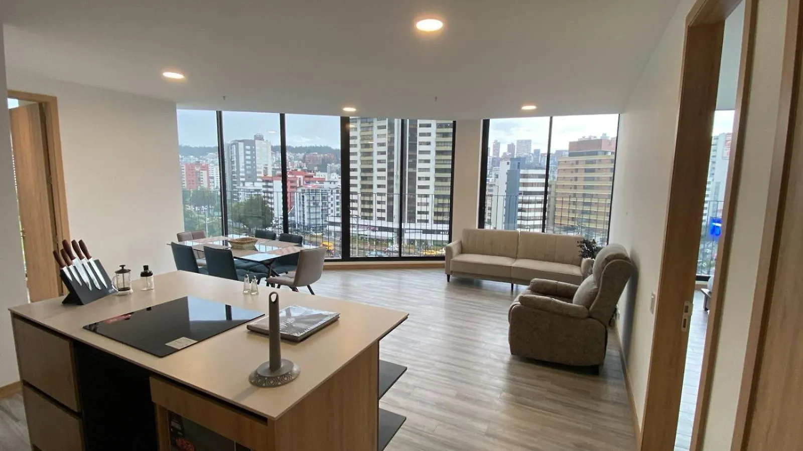 شقة Departamento Edificio Epiq كويتو